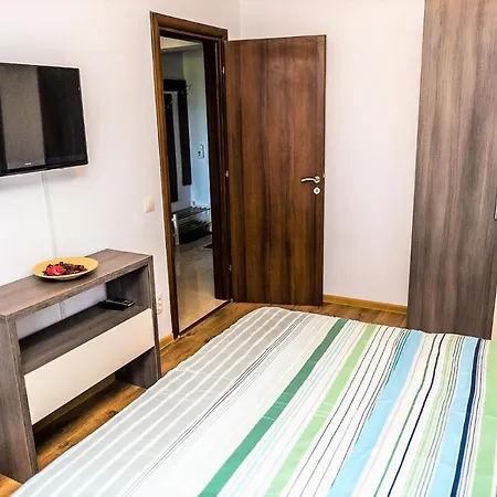 Minoris Mamaia Nord Apartment